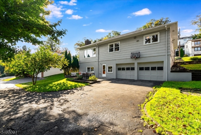 Double garage