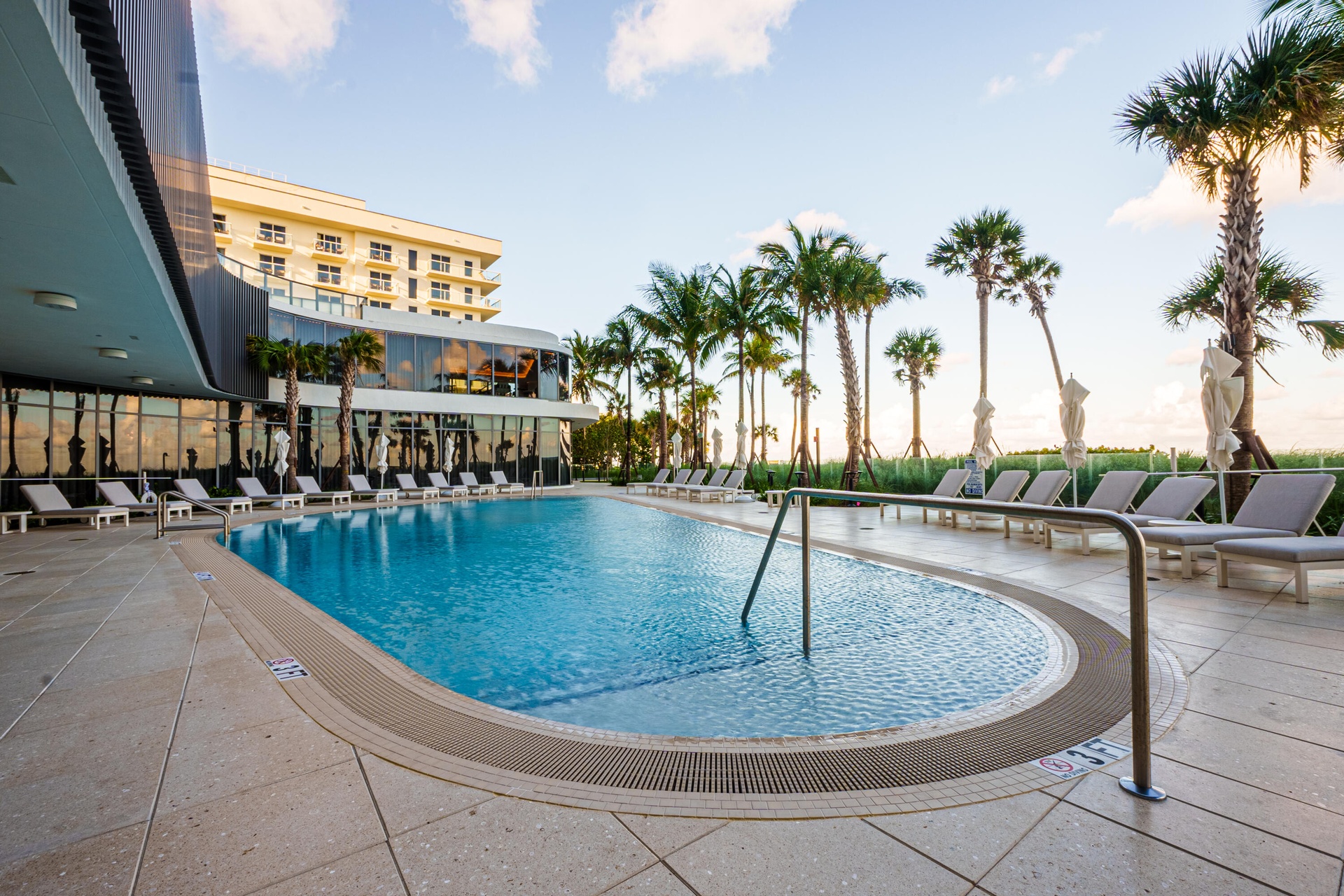 Pool and Beach Service