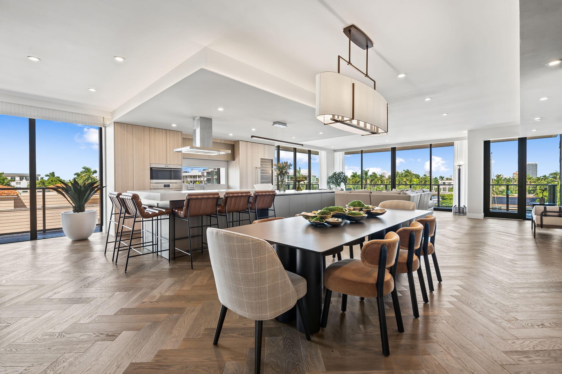 Dining on Duchateau Flooring