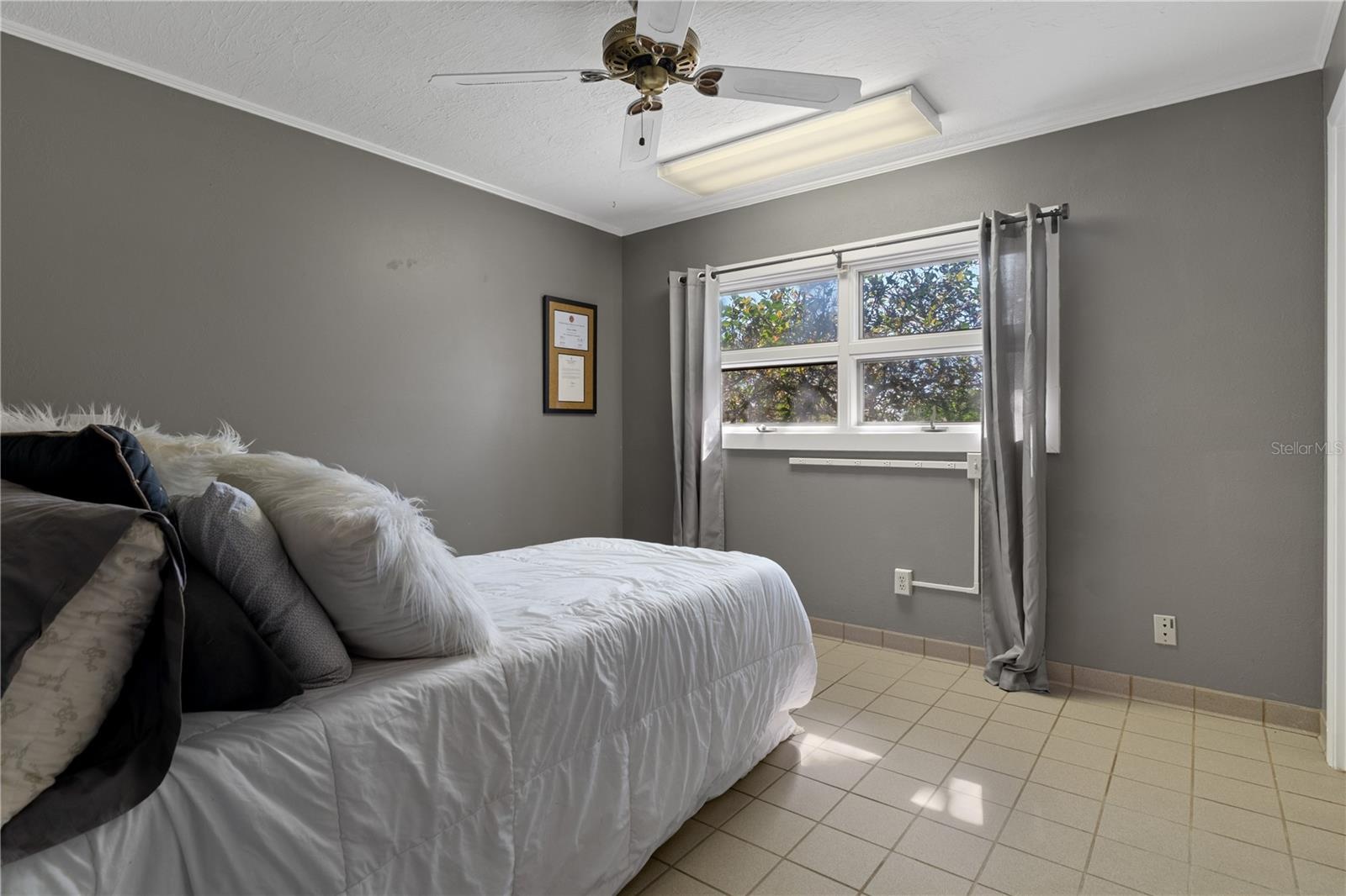 Guest Room 1