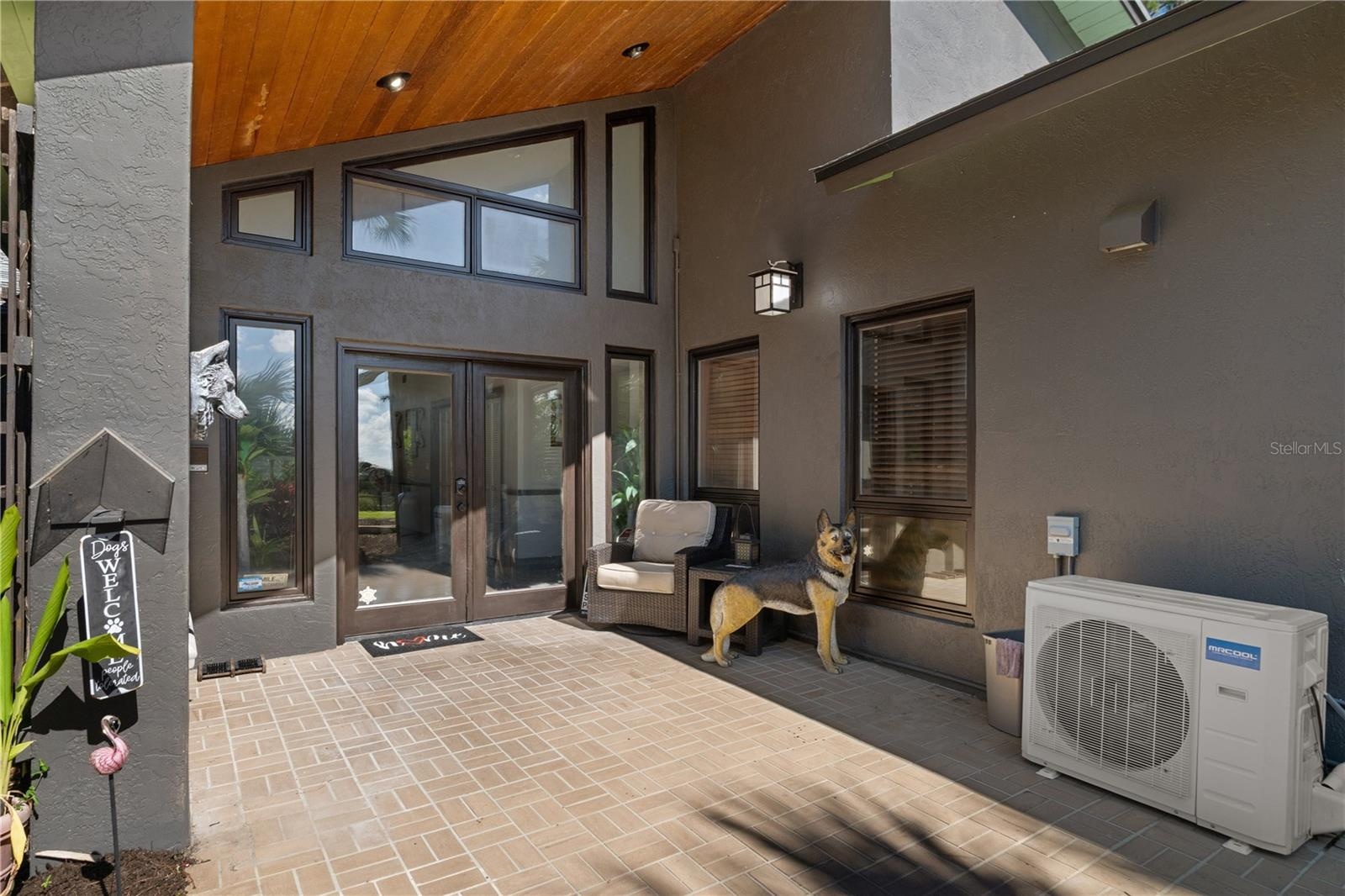 Residence Enterance