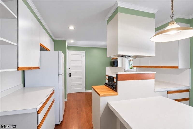 Unit 1 Kitchen