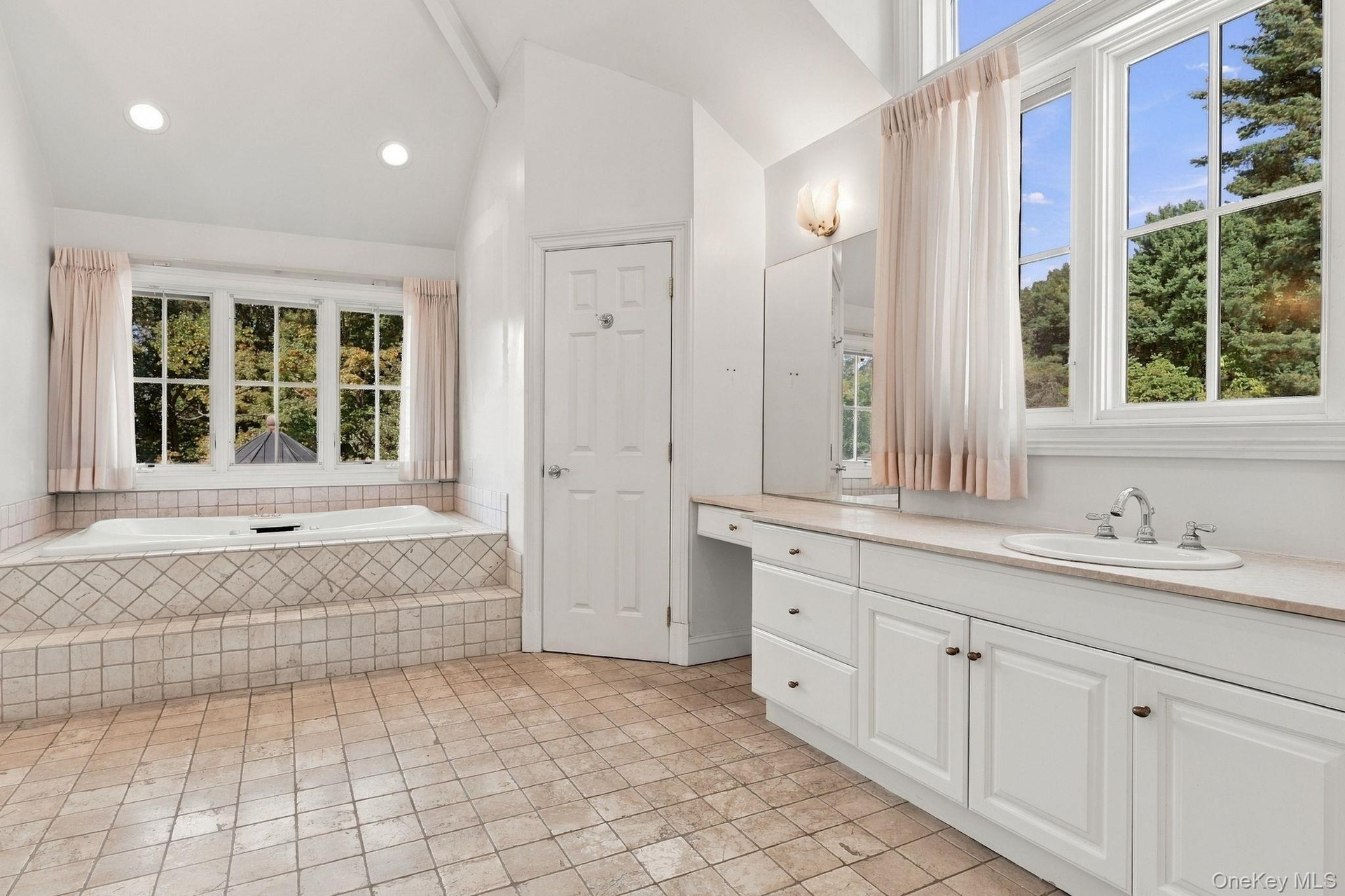with Jacuzzi Bath