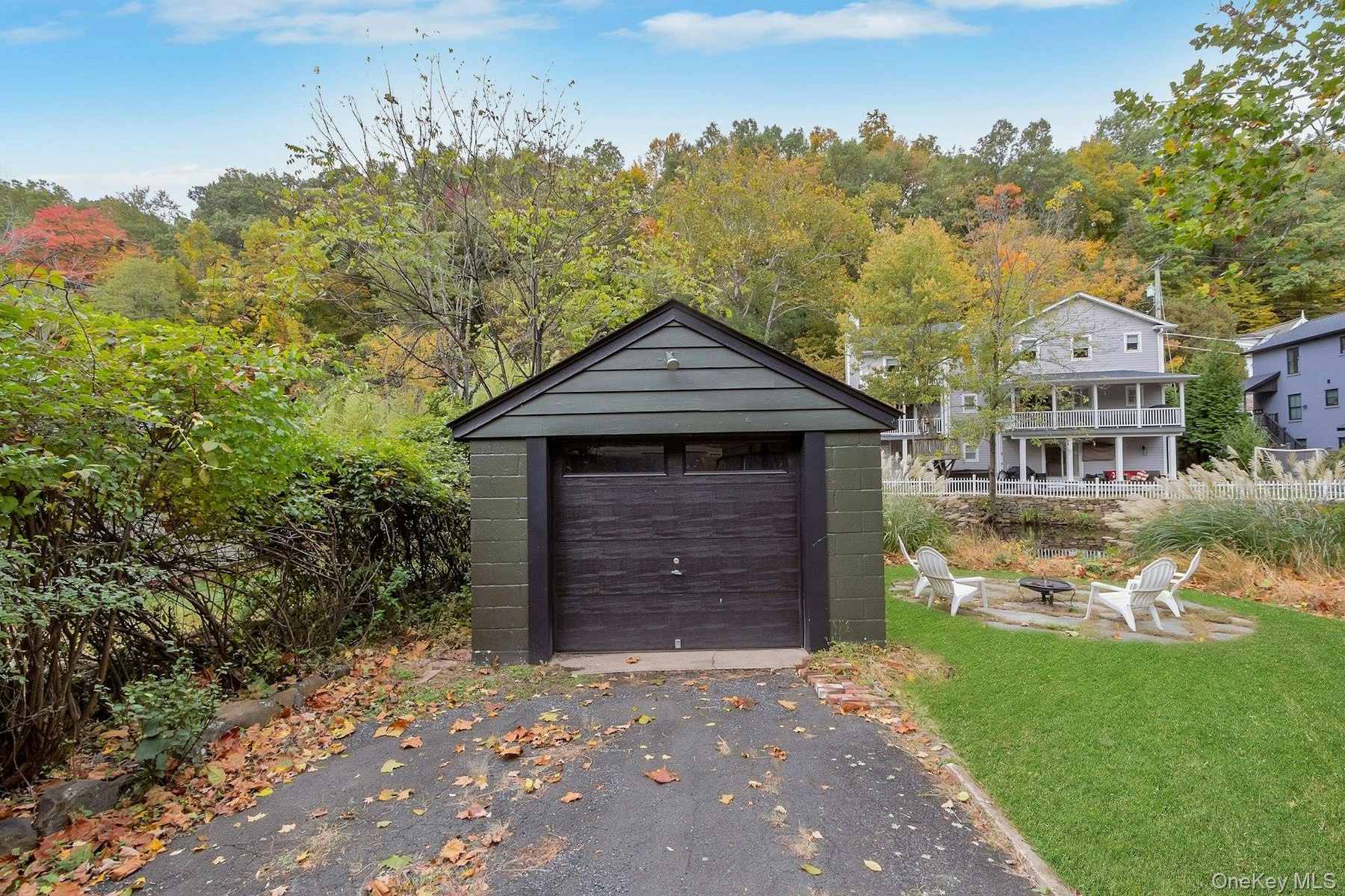 1 car garage