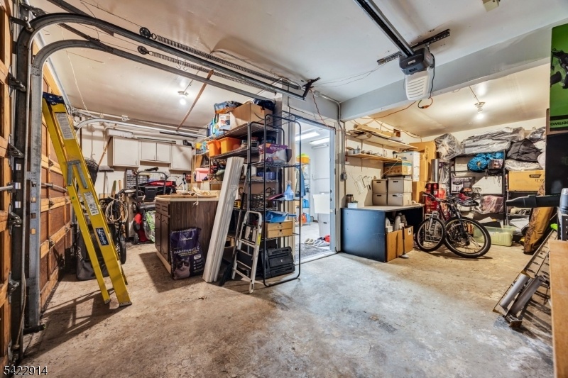 1.5 car garage