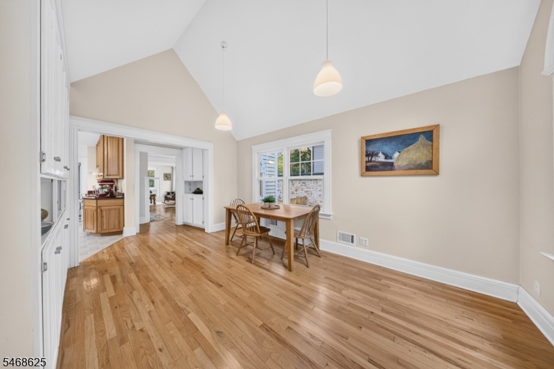 Breakfast room