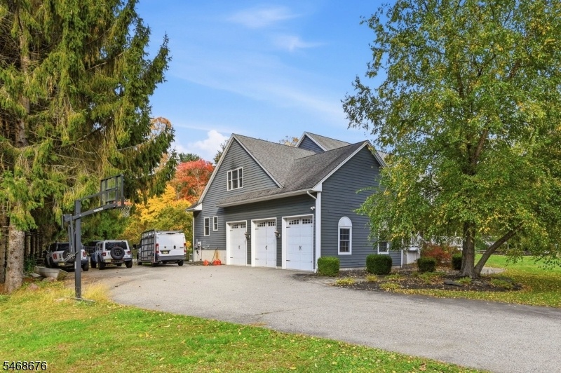 3 Car Oversized Garage