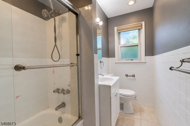 Main Bath