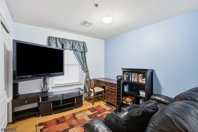 2nd Fl bedroom