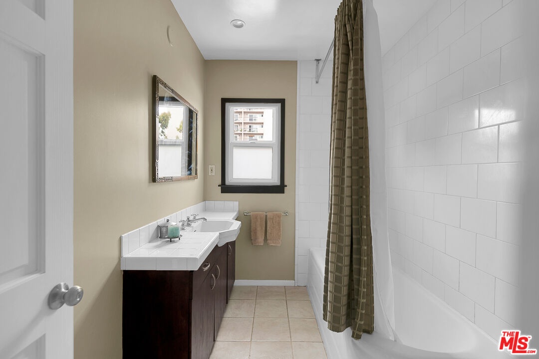 Upstairs Bathroom