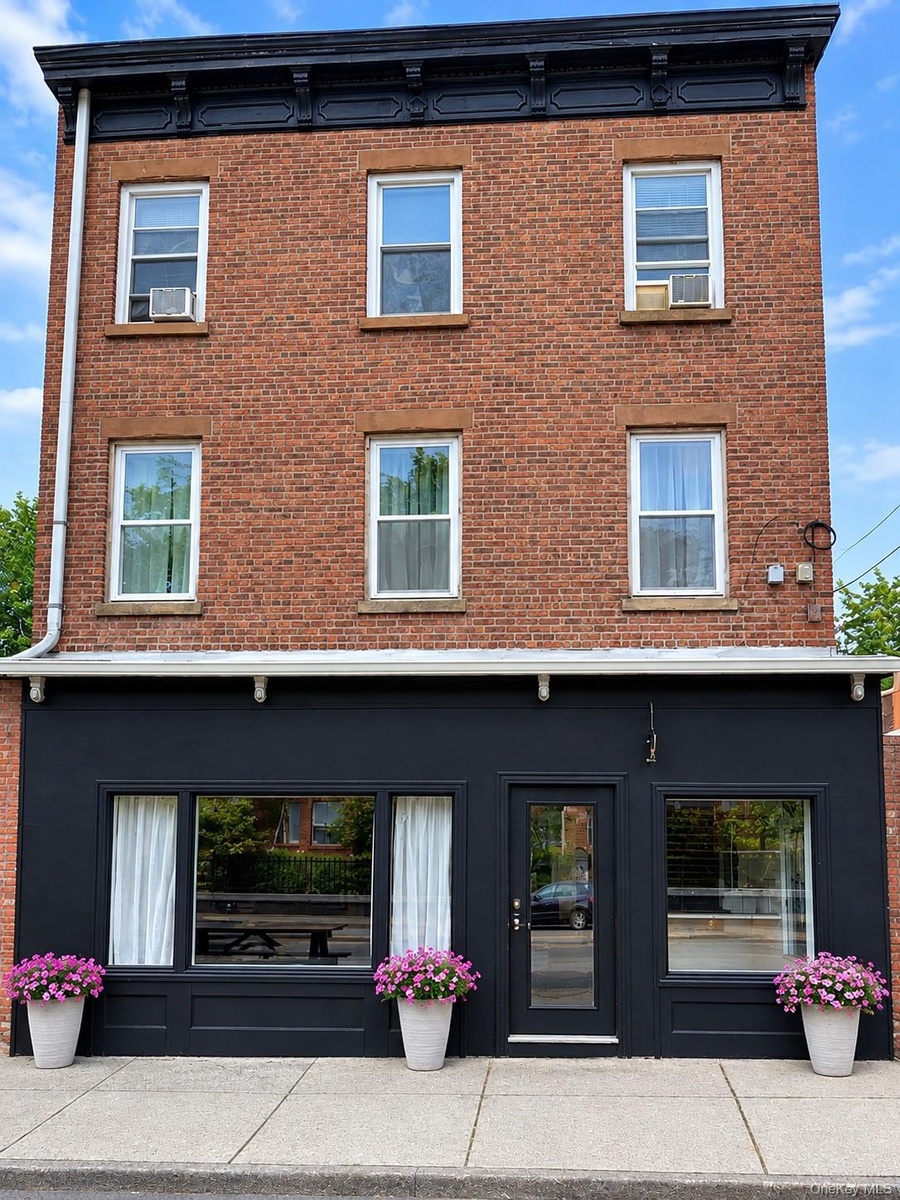 197 SOUTH STREET FRONT VIEW