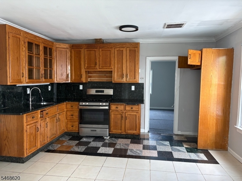 2nd fl kitchen