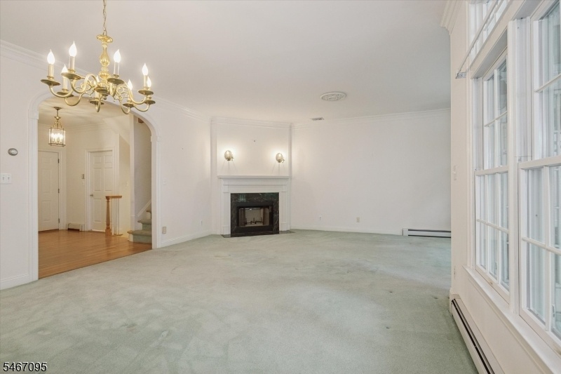 Gas fireplace