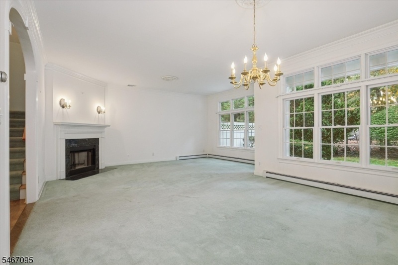 With access to private patio