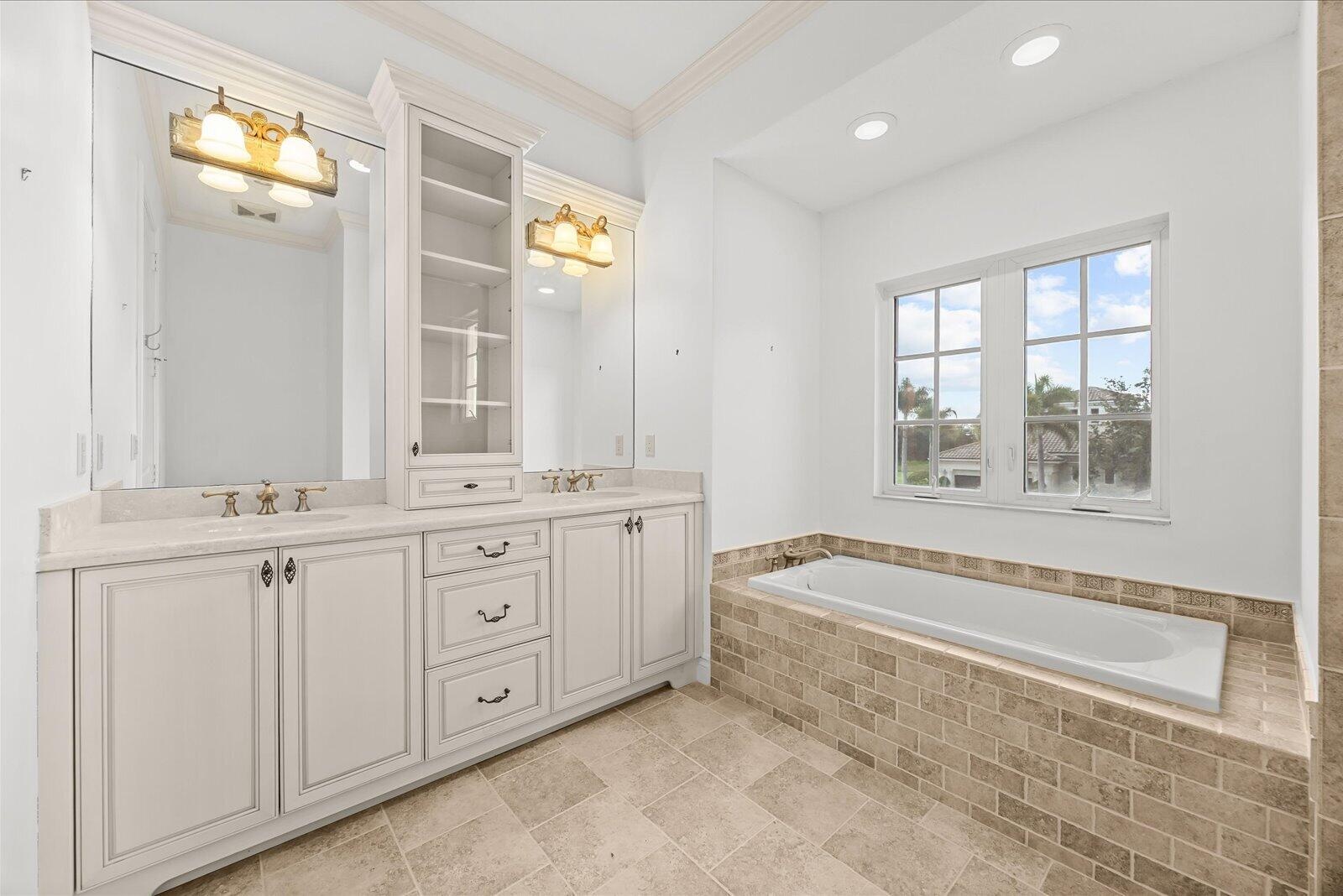 Ensuite