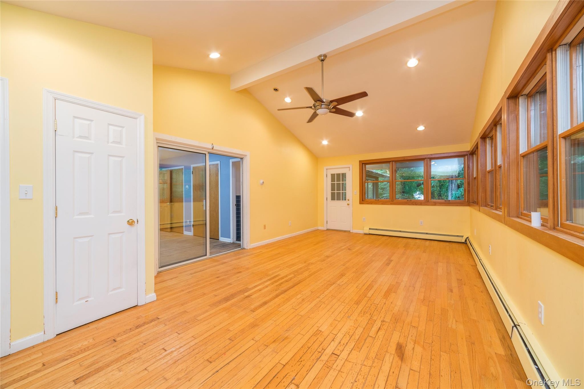 Large Flex Room off of Primary Bedroom