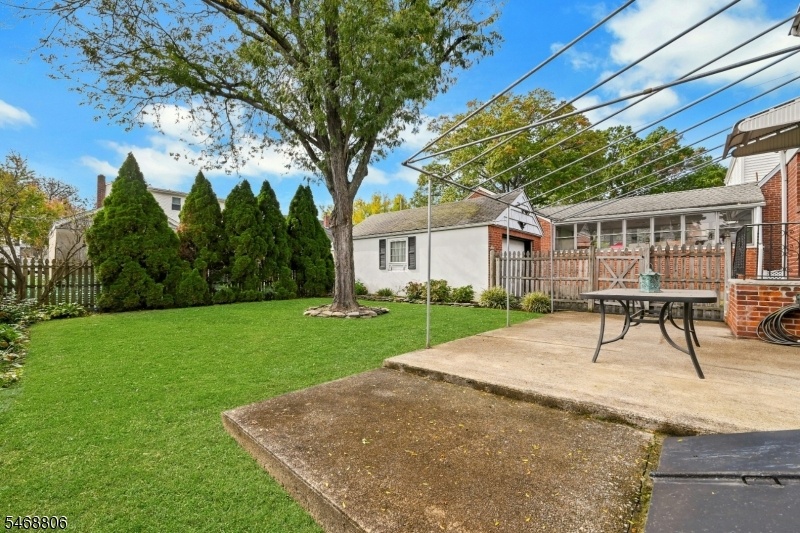 Fenced Yard