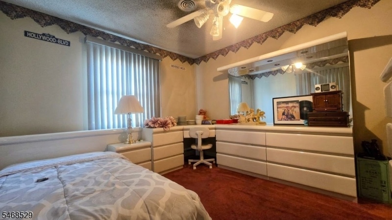 Bedroom 2 (2)