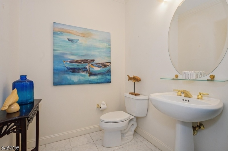 Powder room