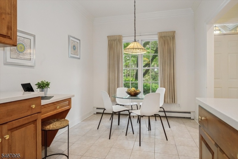 Quaint breakfast area