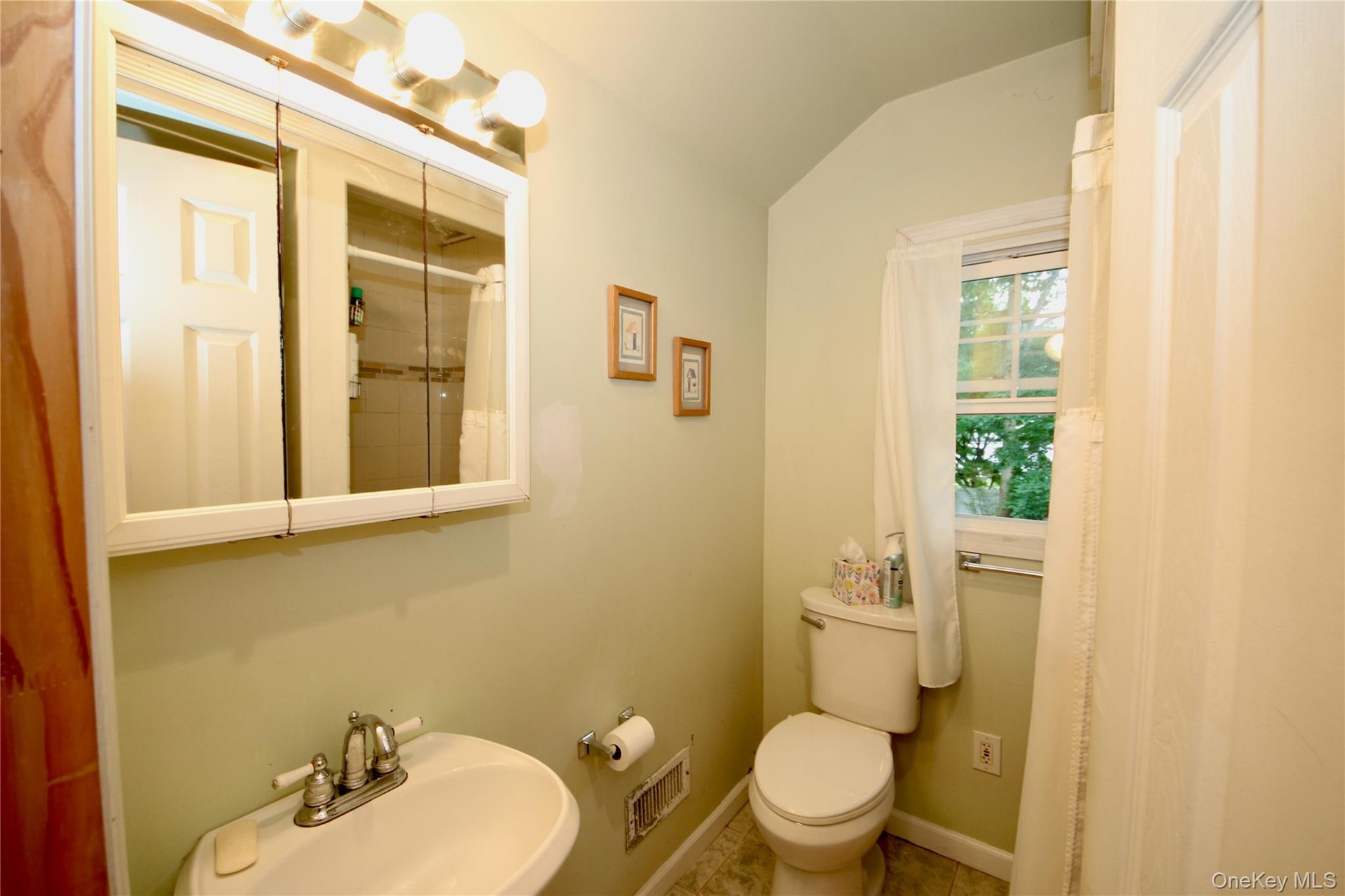 Full bath on second level