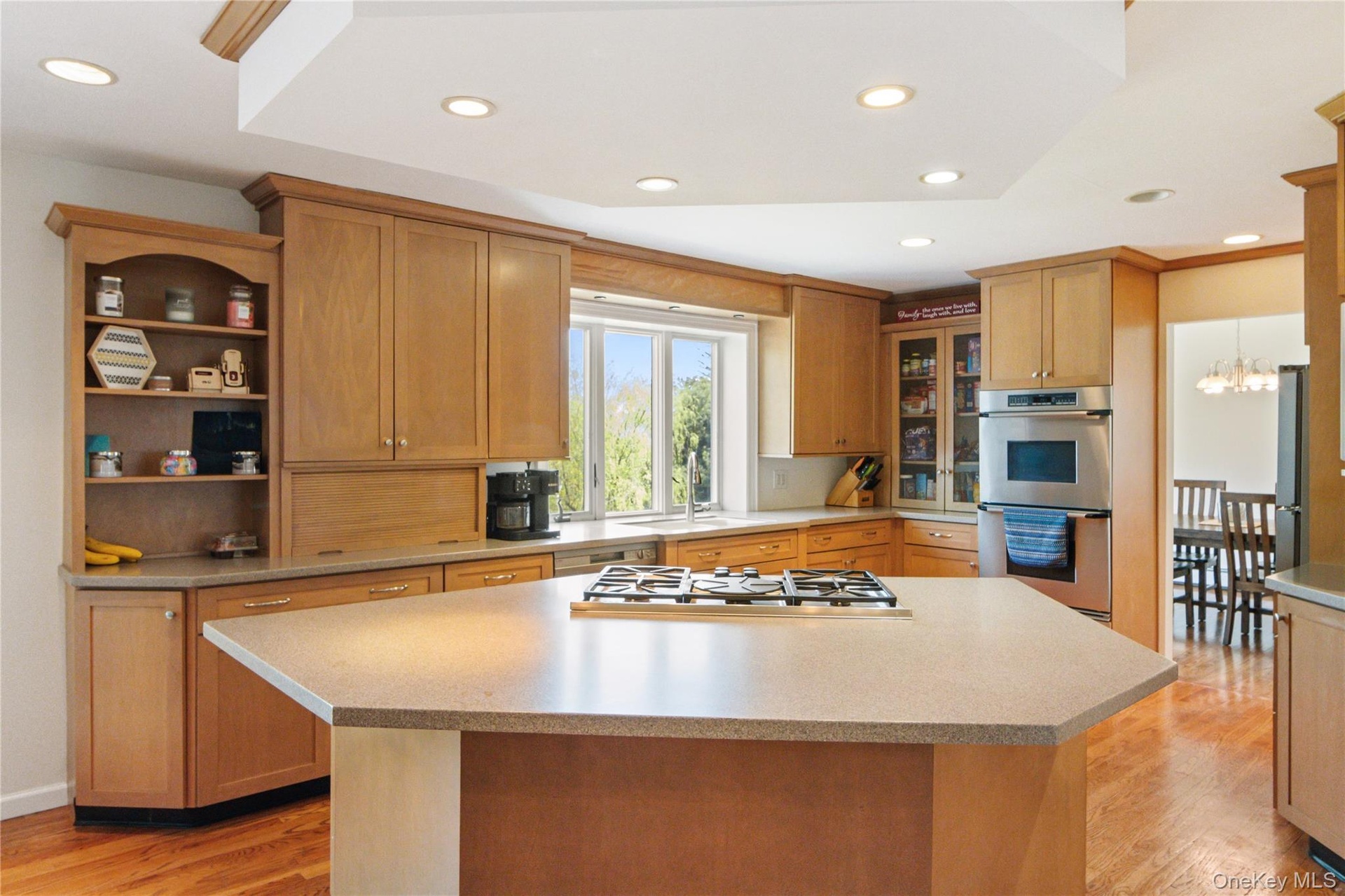 Large Kitchen with center island