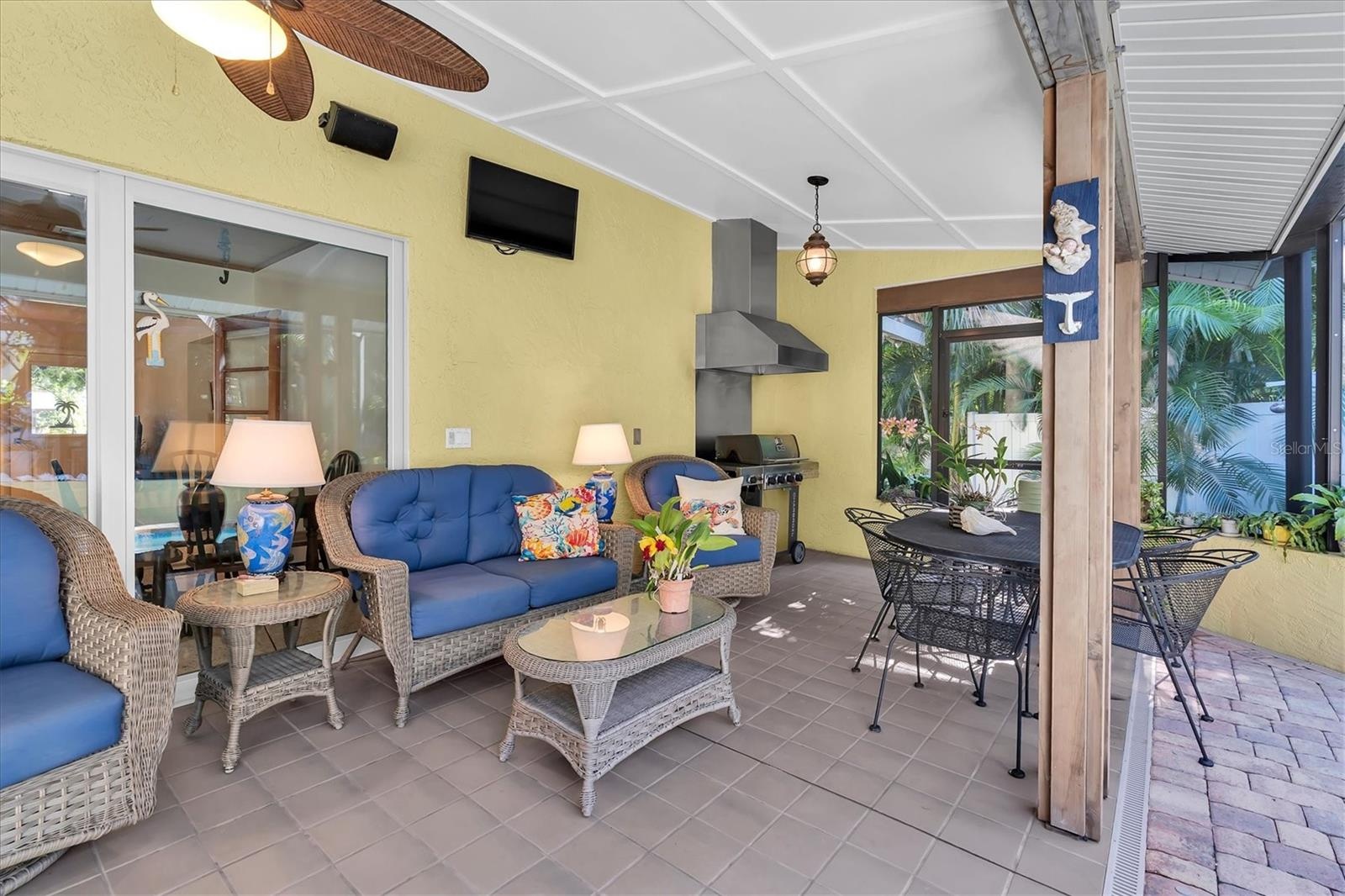 Room to build in an outdoor kitchen. Grill is not attached.