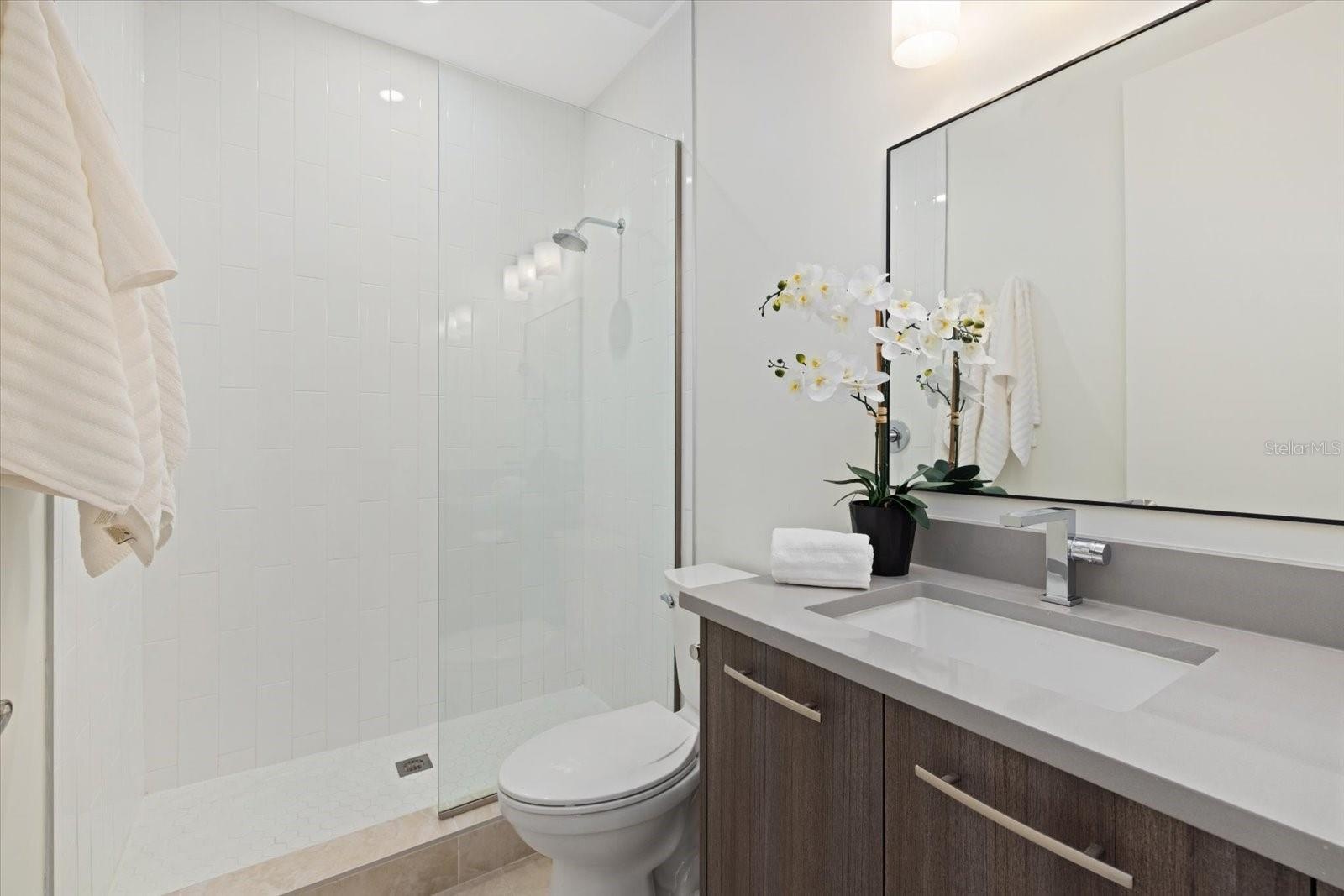 En-suite bathroom