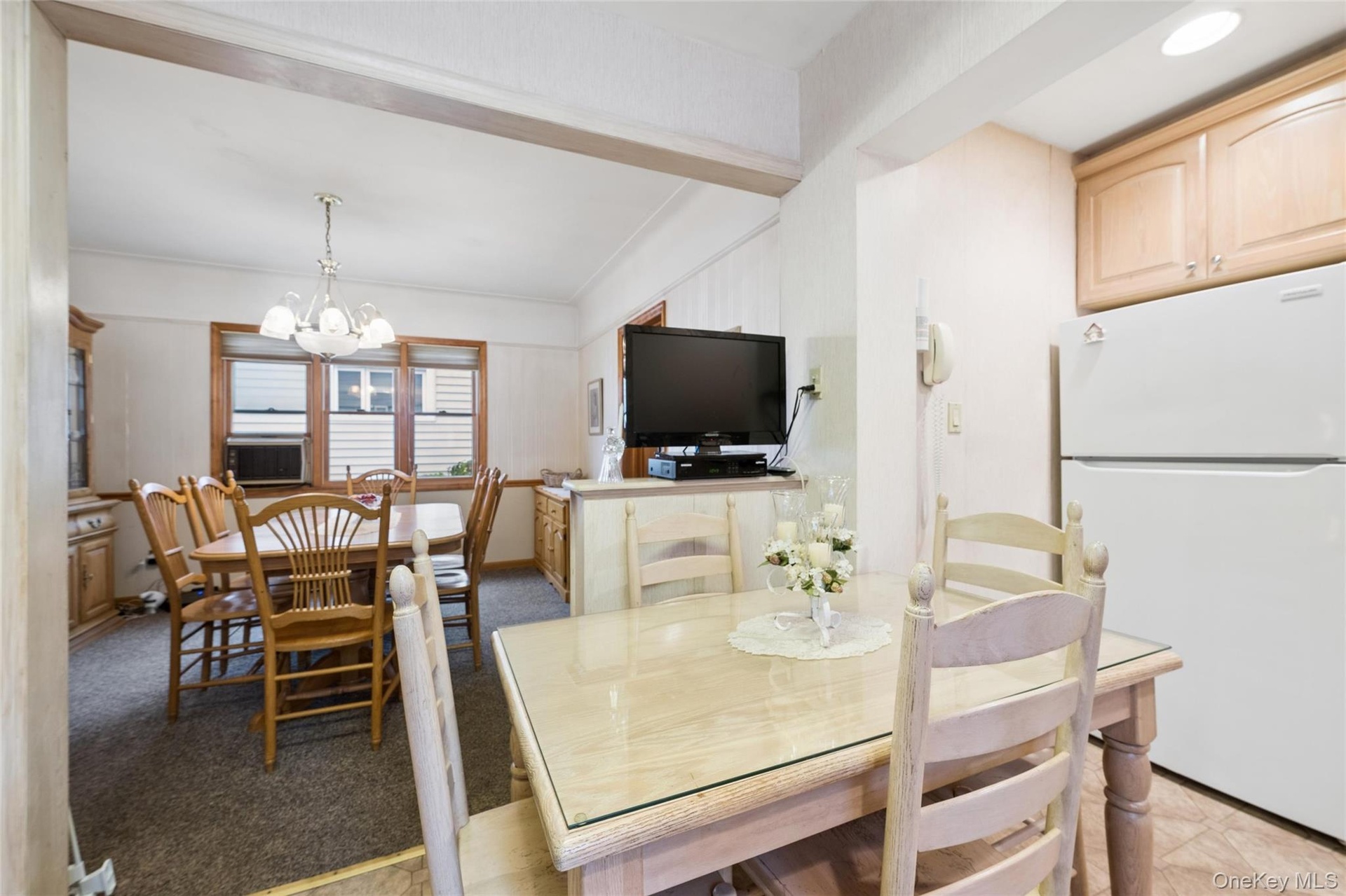 Eat In Kitchen