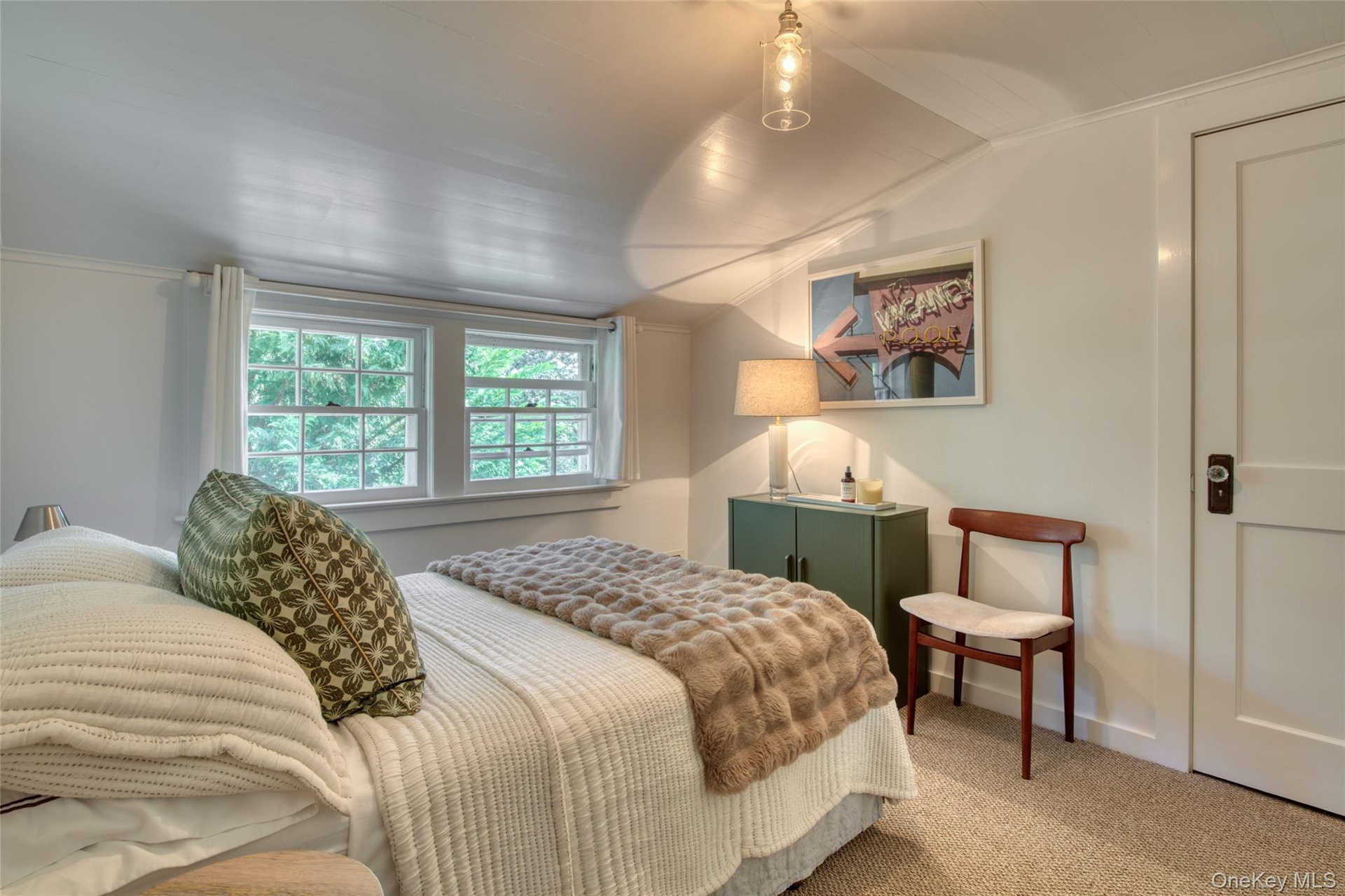 4th bedroom (2nd floor)