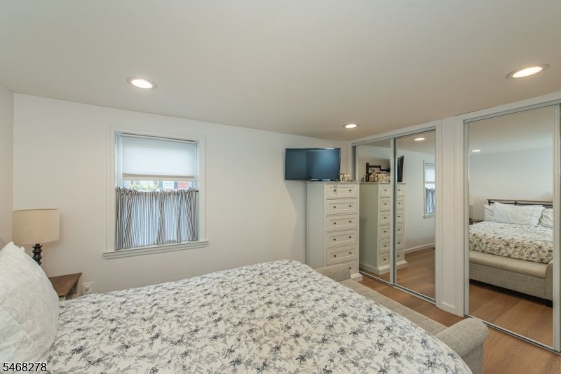 Bed 1