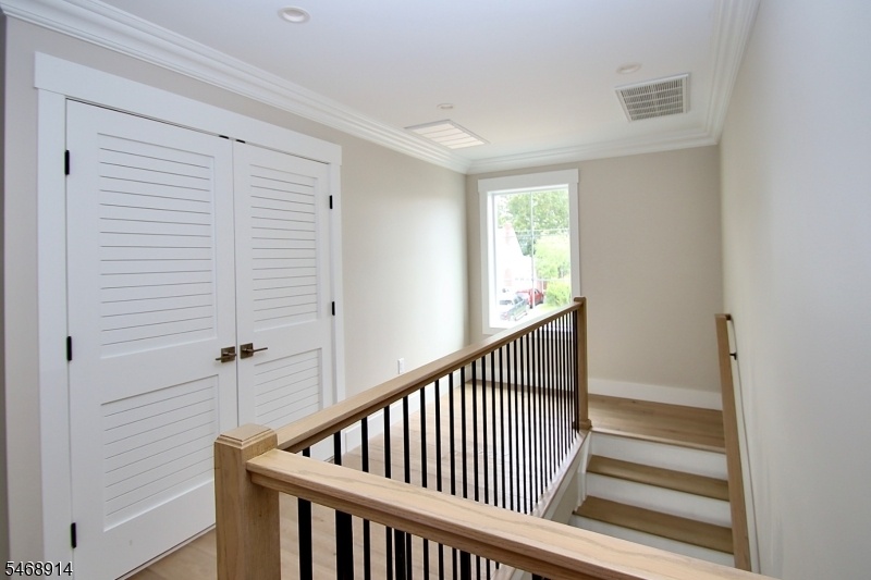 2nd floor Landing & Laundry