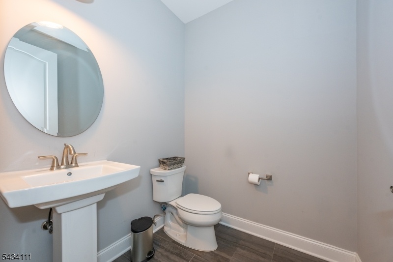 Powder room