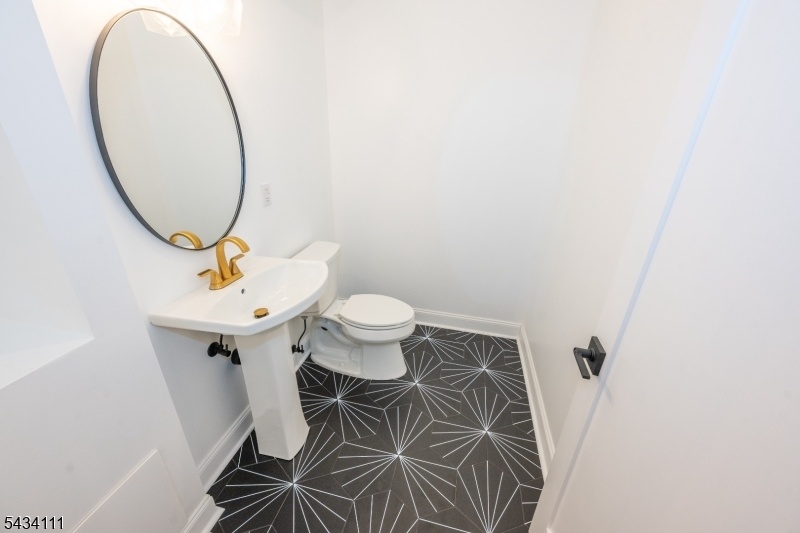 Powder room