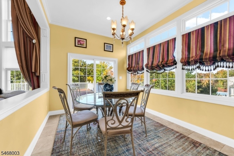 Breakfast Nook