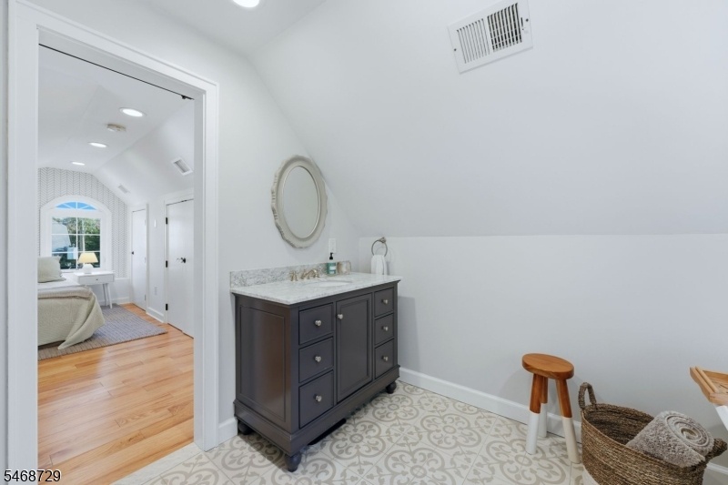 primary bath 2
