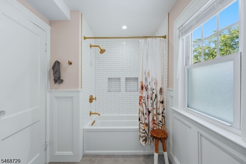 bath 1