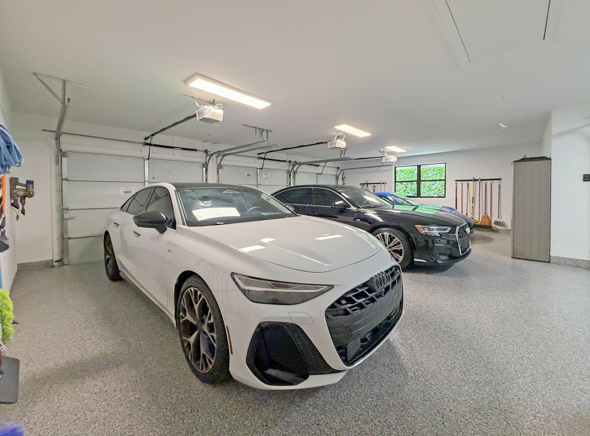 3 car garage