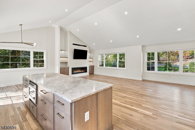 68 Grover Ln.