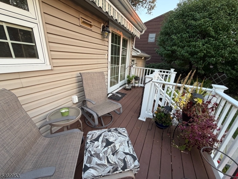 Deck w/Sliding Door to Kitchen