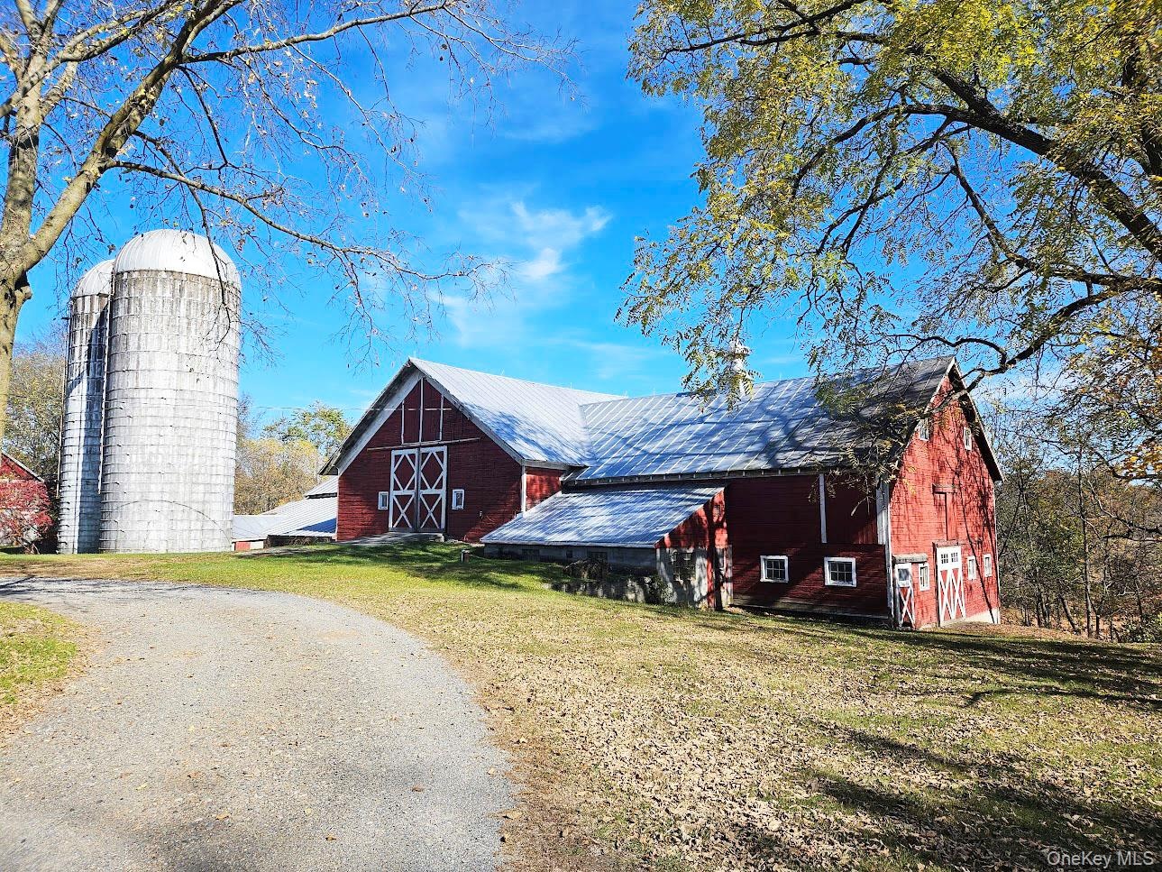 Barn & Silos