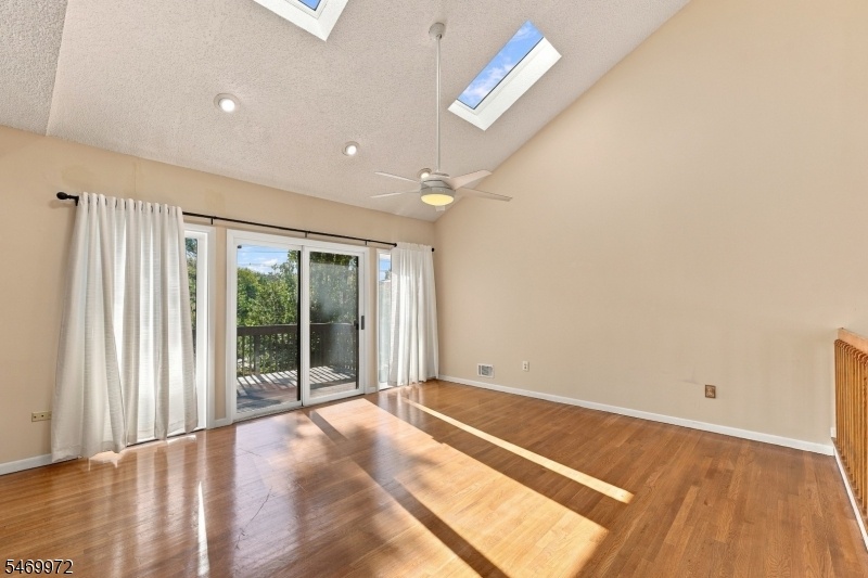 LR  / Sliders to Private deck