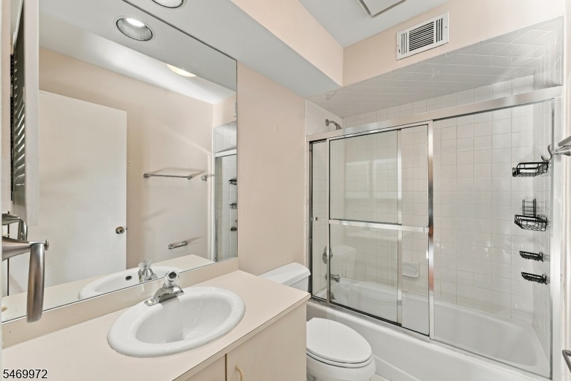 2nd Bedroom Full Bathroom