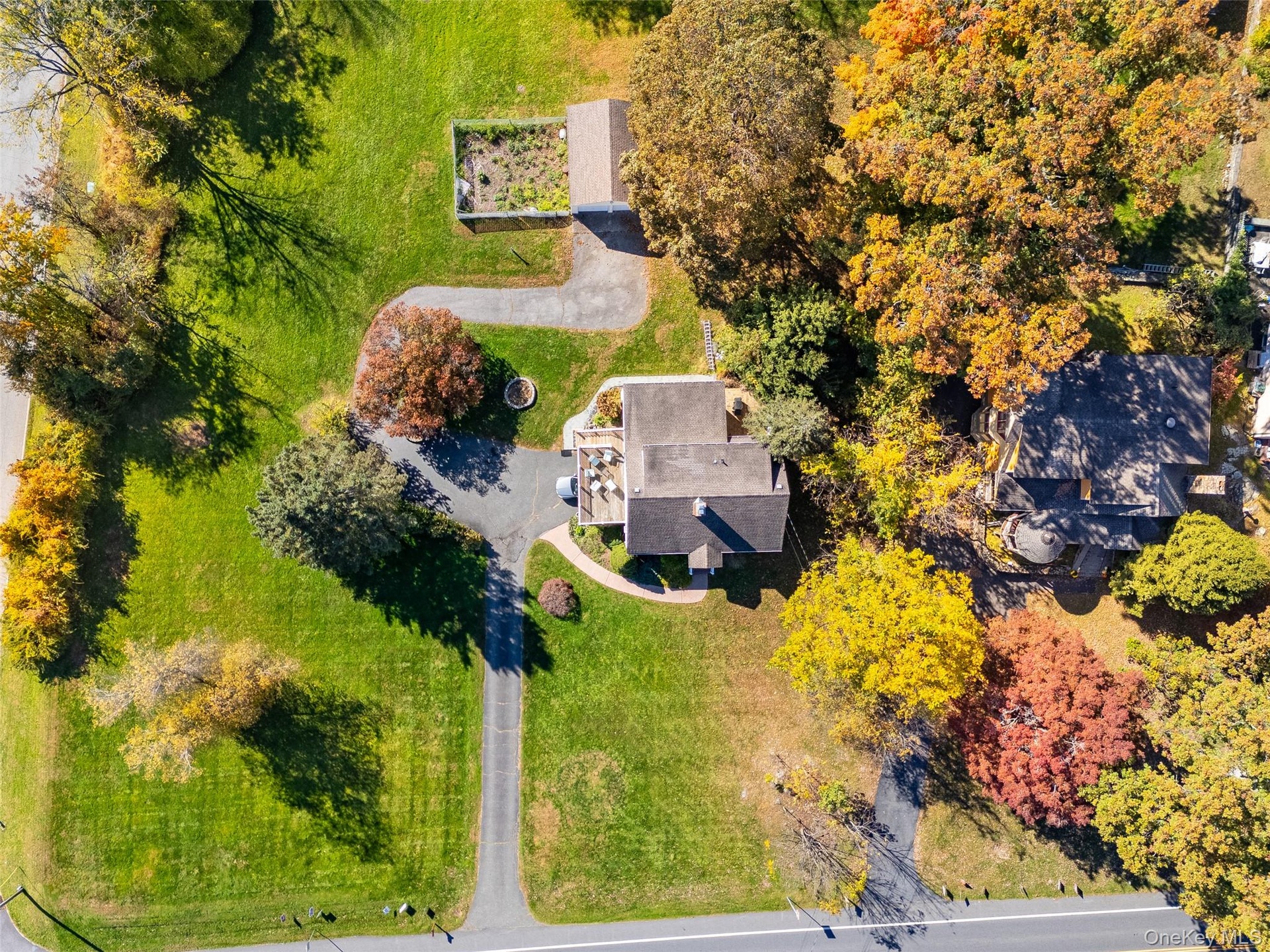 Welcome home to your own private, park-like and bucolic paradise!  This 4Bedroom, 2Bath, 2,000 sq ft Expanded Cape Cod Colonial is located on over 1 a