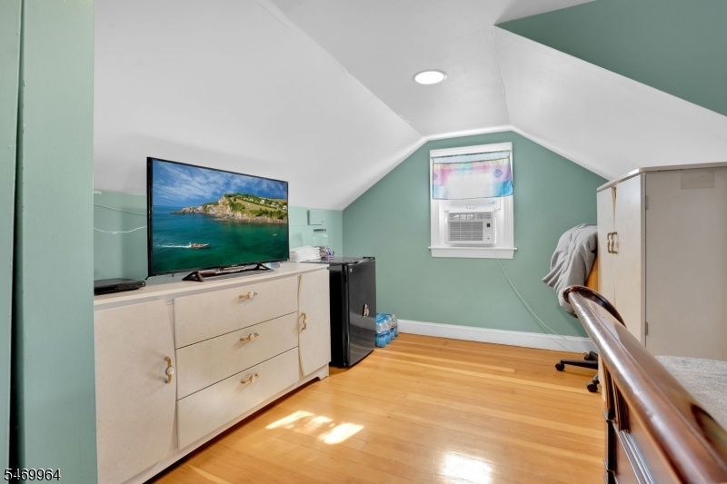 3rd bedroom,