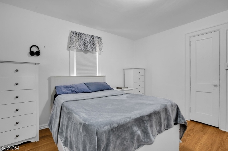 Bedroom2