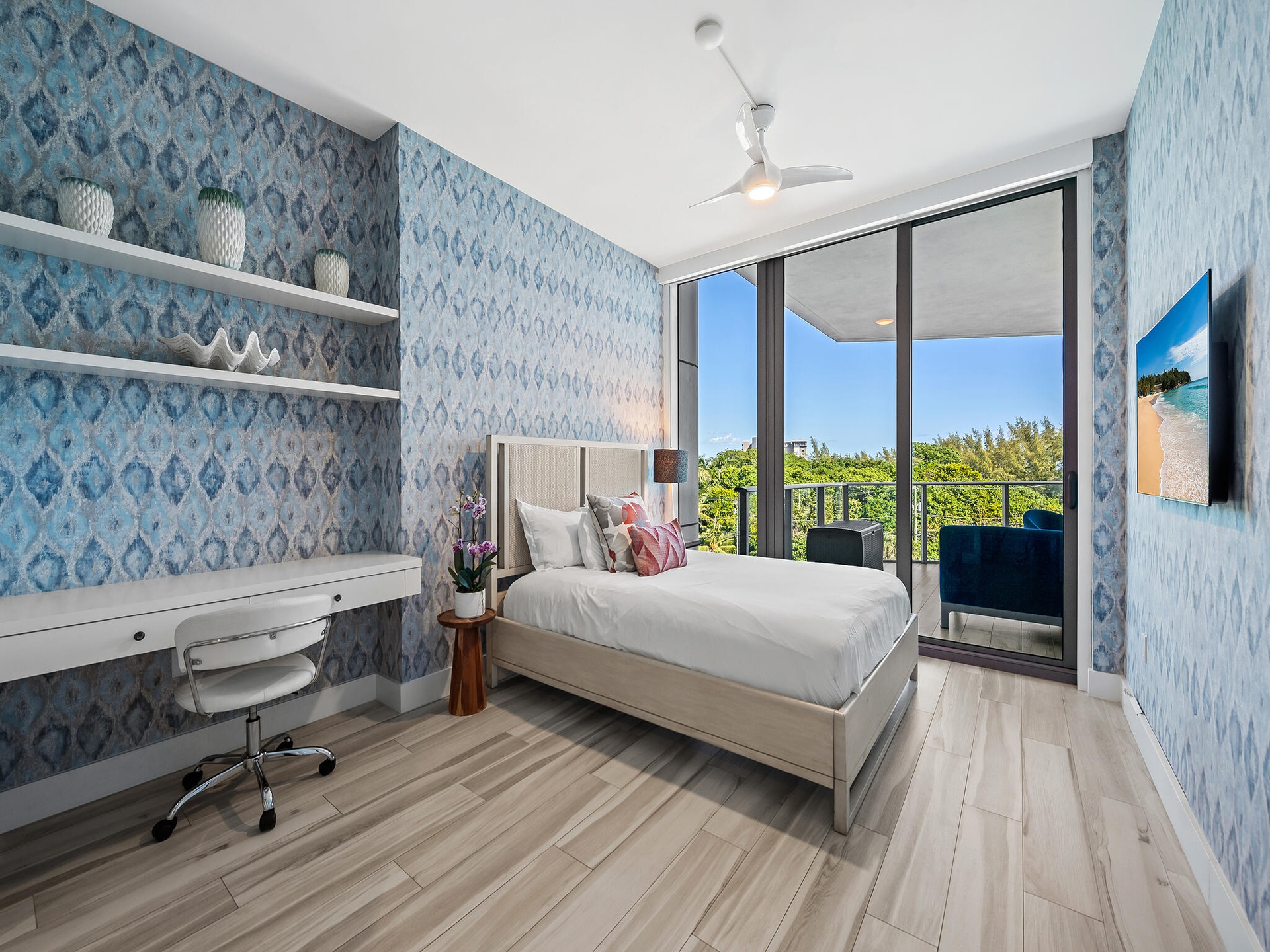 Additional bedroom 1