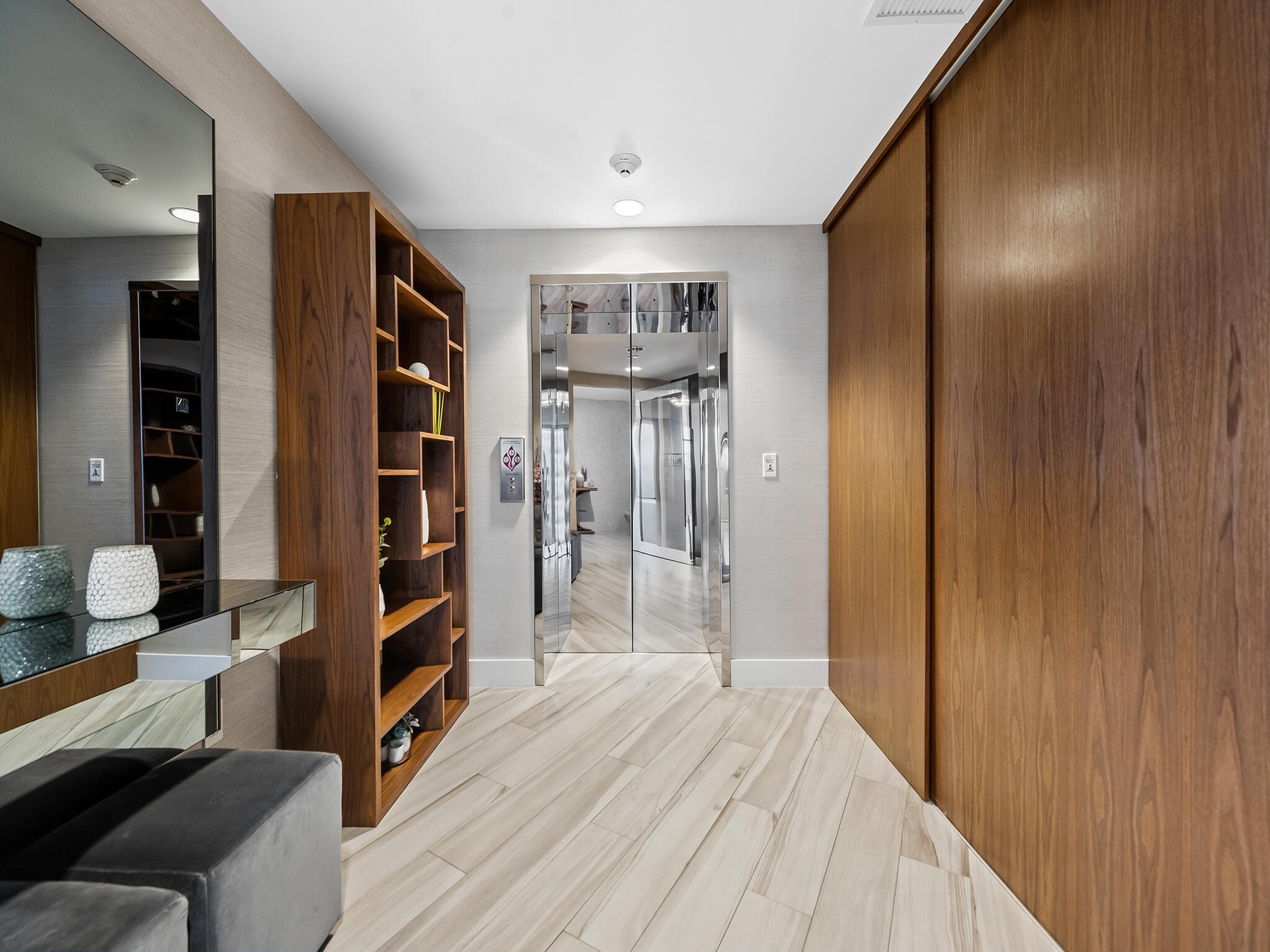 Private entryway