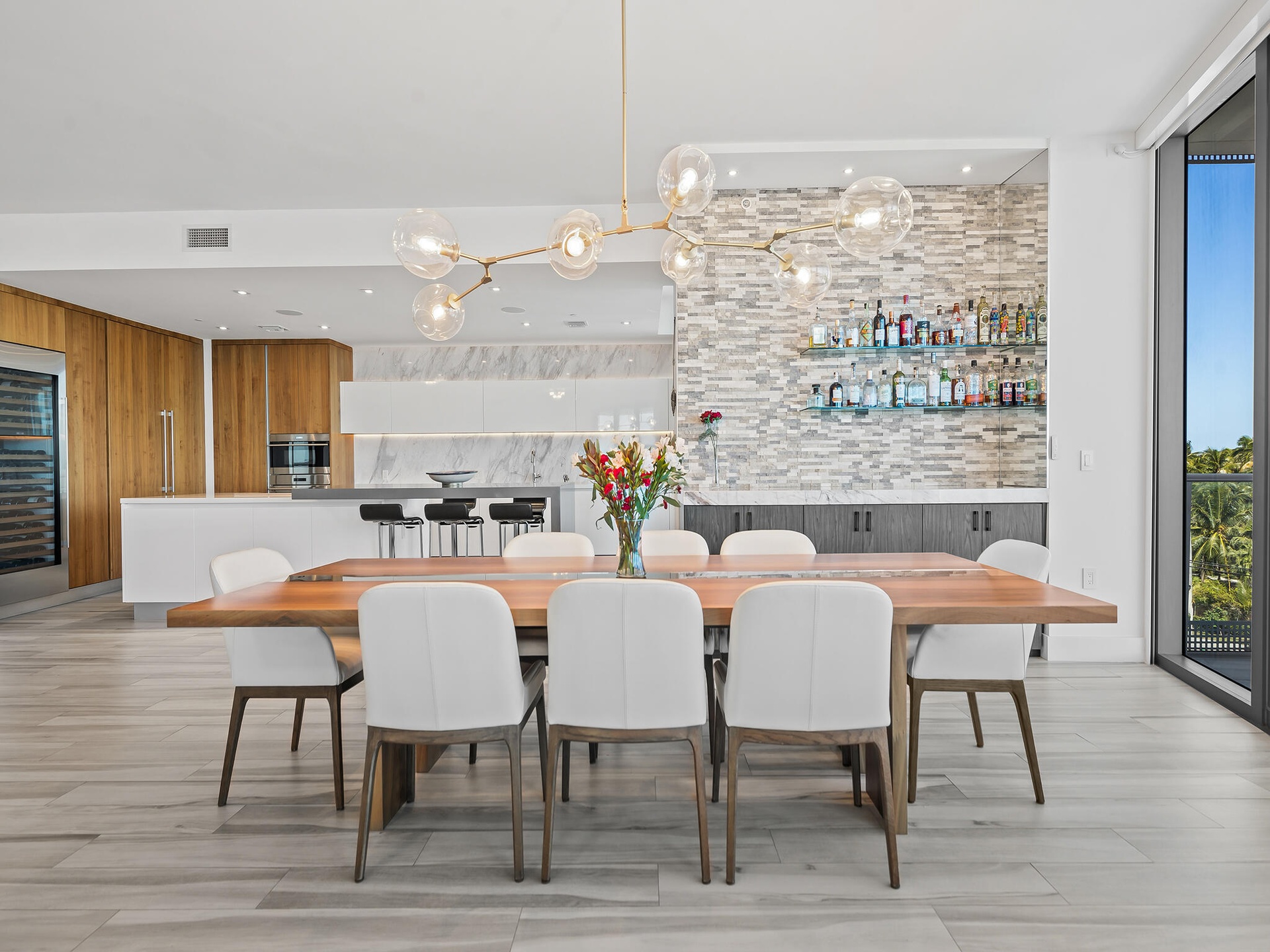 Dining room and bar