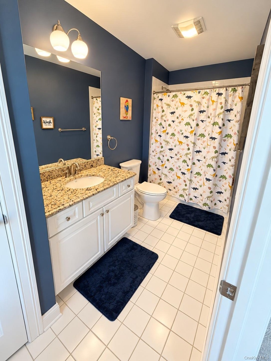 princess suite bathroom